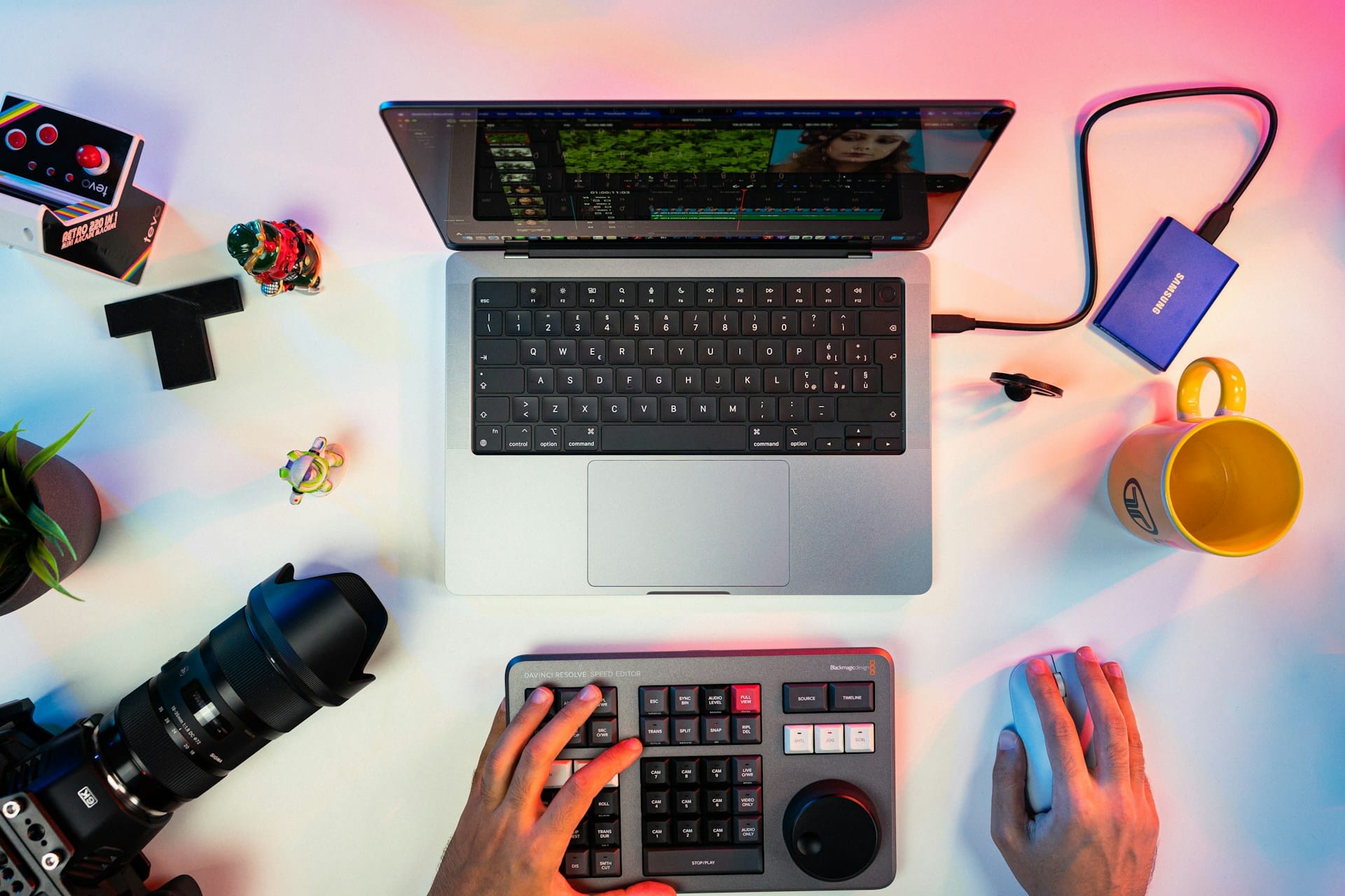 Being a digital pridcut creator is one of the most small business ideas.