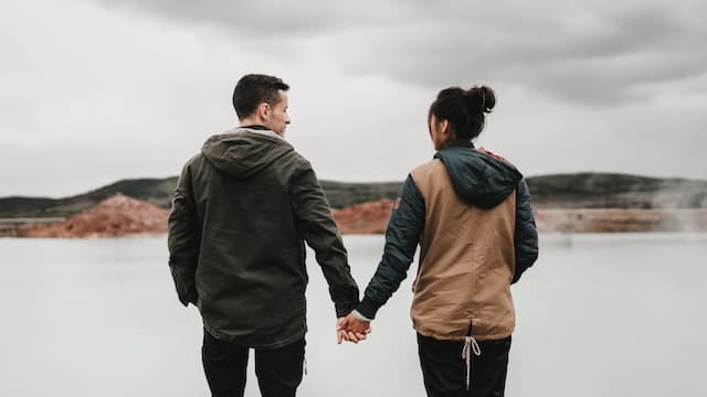 5 Tips for Splitting Bills With Your Partner For A Happier Relationship