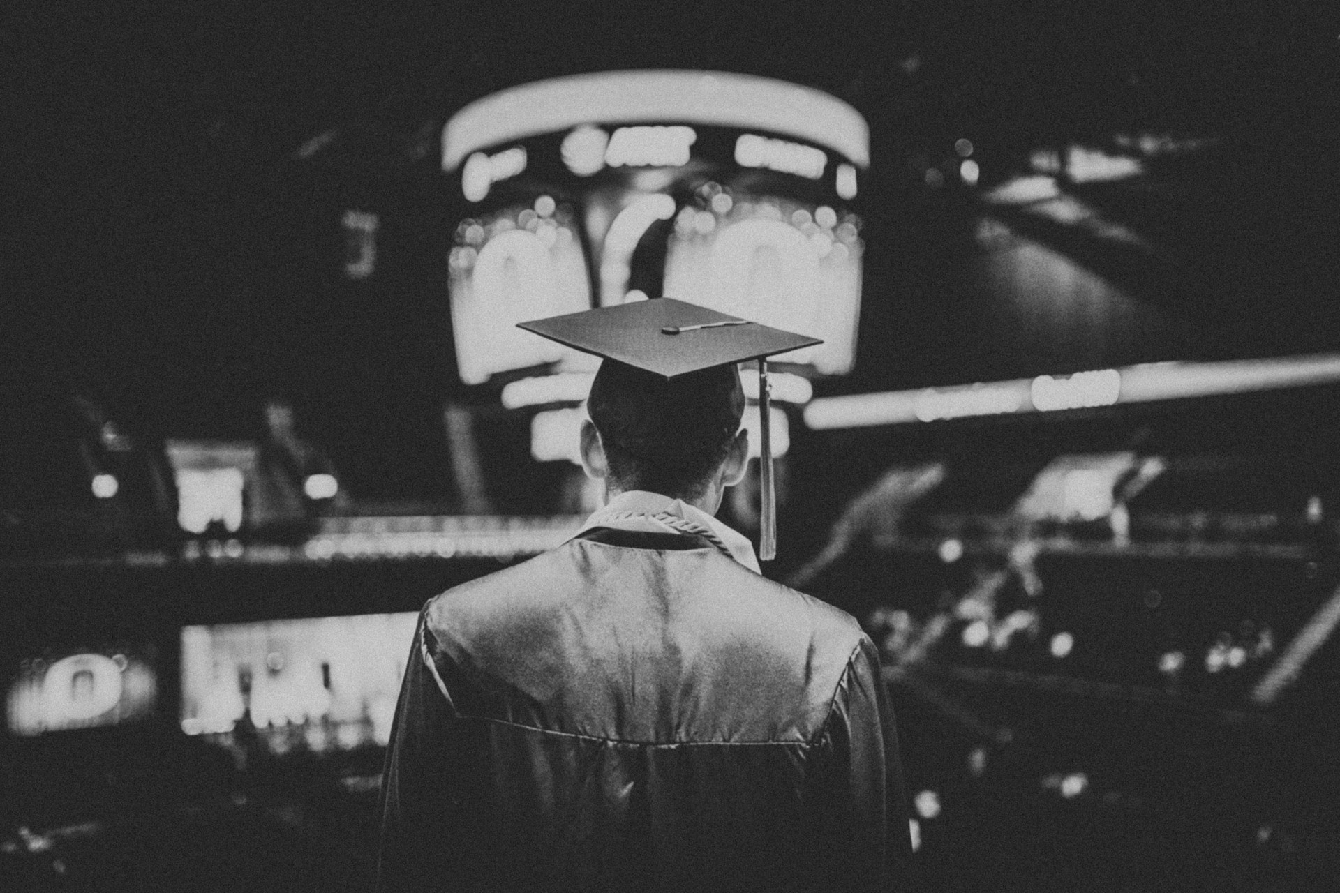 This article has advice for college graduates.