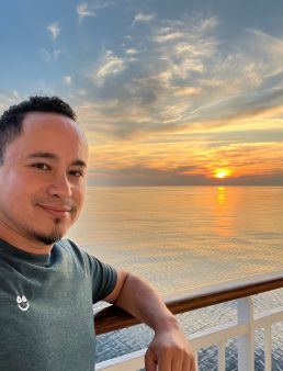 Jason Vitug owner of Phroogal